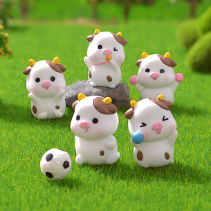 Kawaii miniatura <span class=keywords><strong>vaca</strong></span> lechera <span class=keywords><strong>3D</strong></span> resina Microlandschaft animales lindos resina artesanía resina encantos al por mayor para Decoración - Product Image 2