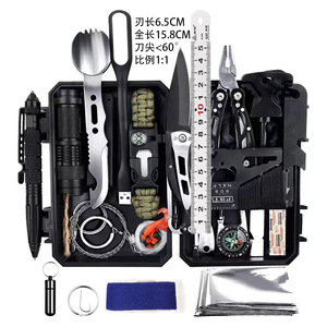 Kit de survie en plein air 60 en 1, outils d'urgence compacts pour le camping, équipement SOS multifonctionnel en acier inoxydable pour la nature sauvage - Product Image 1