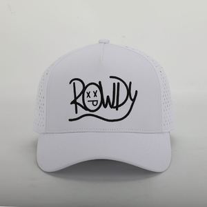 BSCI Usine Personnalisé 5 Panneau Blanc Découpé Au Laser Trous Broderie Logo Cuved Brim Papa Perforé Sports Casquettes De Baseball Chapeau - Product Image 1