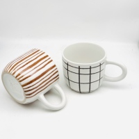 Classique minimaliste 300ml grès tasse en céramique gobelet en porcelaine ligne spéciale motif Texture poche sûr thé/café cadeau