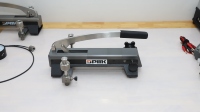 High-Pressure Portable Measuring Instruments Pump Calibrator 10MPa for Industrial Pressure Gauges and Transmitters