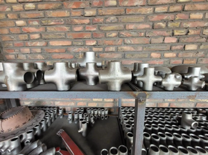 Raccord en T en acier inoxydable 304/316 à basse pression, norme DIN, résistant à la corrosion, sans soudure, égal pour les pipelines pétroliers et gaziers - Product Image 4