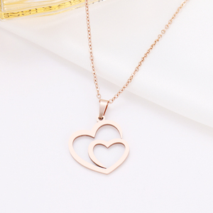 Nuova Collana alla Moda in Acciaio Inox 316L con Catena a Maglie Carina, Pendente a Cuore Intrecciato con Motivo Floreale e Zirconi - Product Image 5