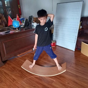 Enfants <span class=keywords><strong>planche</strong></span> d'équilibre en bois jouet à bascule balançoire en bois <span class=keywords><strong>planche</strong></span> d'équilibre - Product Image 5