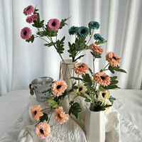 4 têtes de chrysanthèmes artificiels, fleurs de chrysanthèmes simulées pour la décoration de mariage, maison, hôtel, bureau, chambre