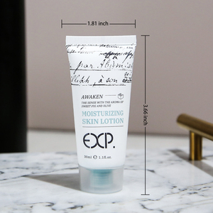 Livraison gratuite de Mini étiquettes personnelles pour invités, fournitures de salle de bains, Vegan organique, éclaircissant la peau naturelle, Lotion de corps pour hôtel, vente en gros - Product Image 3