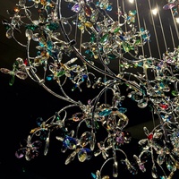 Lustre ovale de luxe en cristal multicolore en forme de fleur pour décorer le hall d'hôtel, la salle de mariage et éclairer le fond du plafond