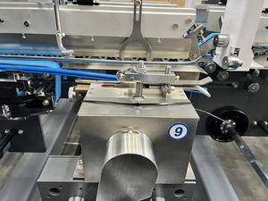Máquina Plegadora y Encoladora Automática ROLAM LC-S, Máquina de Plegado y Encolado de 4 y 6 Esquinas con Sistema de Pegamento Termofusible Opcional - Product Image 6