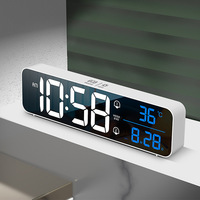 Réveil numérique électronique moderne à LED rechargeable par USB avec thermomètre, grand écran et calendrier perpétuel pour bureau et hôtel