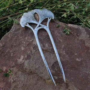 Pinza para el <span class=keywords><strong>pelo</strong></span> floral <span class=keywords><strong>con</strong></span> diseño de polilla oculta para mujer, regalo único para el Día de la Madre, accesorio mágico de brujería, horquilla para el <span class=keywords><strong>pelo</strong></span> - Product Image 2