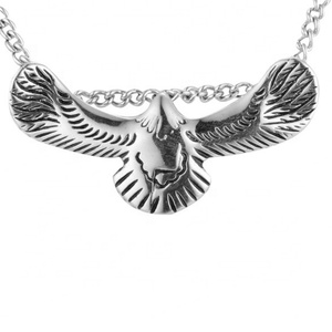 Produits populaires en vente : Collier pendentif aigle en acier inoxydable, aigle aux ailes écartées, pendentif personnalisé électroplaqué pour homme - Product Image 1
