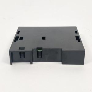 Placa final Plc CJ1W-TER01 para la serie CJ1W - Product Image 1