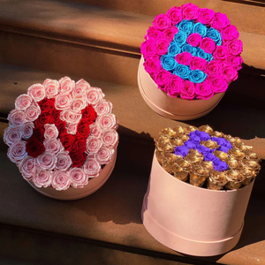 Idea Regalo per la Festa della Mamma: Rose Eterne in Scatola Quadrata Grande, Fiori Preservati Personalizzati, Decorazione Duratura 3-5 Anni - Product Image 2