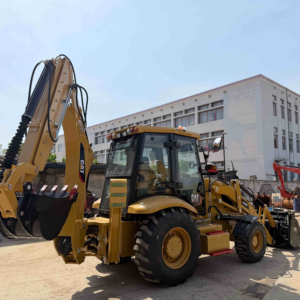 รถตักล้อยางรุ่นใหม่ 420F Sitemaster คล้ายกับ CAT 424 สำหรับงานรัฐบาล ระบบควบคุมอัจฉริยะ อัปเกรดจาก JCB 3CX Sitemaster CE - Product Image 1