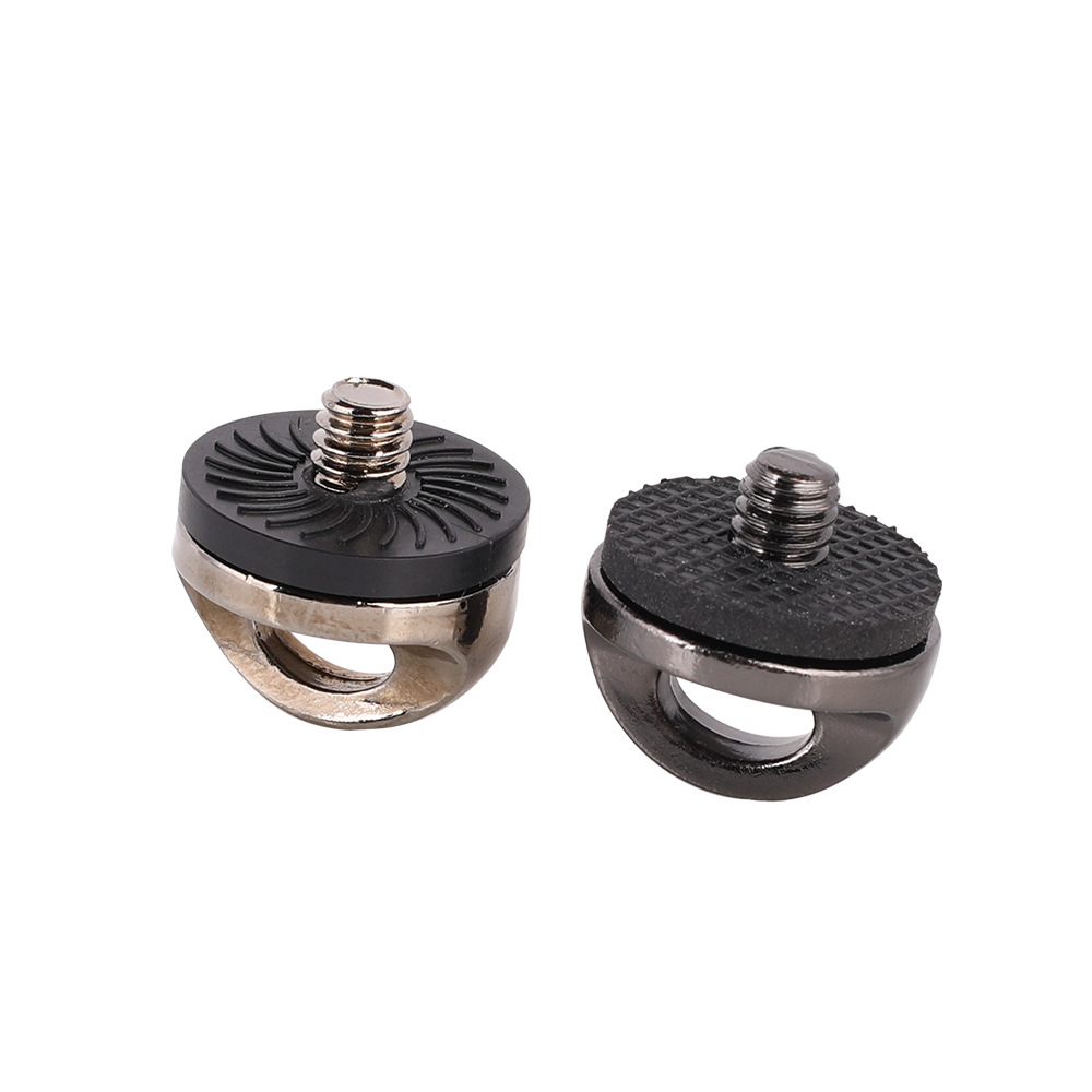 Shoulder strap screws (threads)