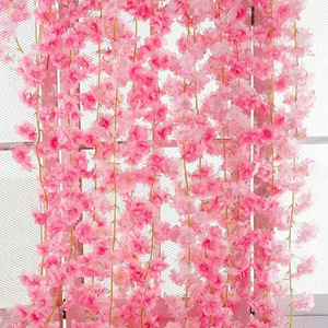 Guirlande de fleurs artificielles en soie, fleurs de cerisier, décoration de mariage, accessoires d'intérieur pour la photographie de mariage et la décoration d'événements - Product Image 3