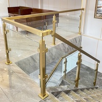 Colonne de balustrade carrée en acier inoxydable couleur titane doré avec pince double face pour garde-corps en verre, disponible