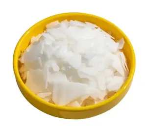 Cocoanut minyak glycolamide rendah kepadatan larut dalam pelarut organik seperti alkohol eter dan ester tidak larut dalam air
