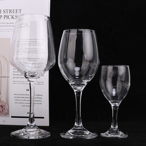<span class=keywords><strong>Bicchiere</strong></span> da Vino a Forma di Tulipano Trasparente 2021, Prezzo di Fabbrica, Best Seller, <span class=keywords><strong>Bicchiere</strong></span> Brillante per Succhi, <span class=keywords><strong>Bicchiere</strong></span> in Cristallo per Vino, Capacità 201-300ml - Product Image 2