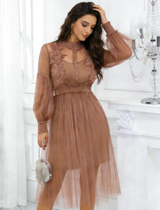 Robe trapèze décontractée marron vintage grande taille longueur mi-mollet avec manches lanternes et col rond taille naturelle ODM - Product Image 4