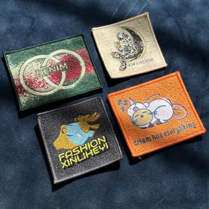 ป้ายทอแบบกำหนดเอง <span class=keywords><strong>สัญลักษณ์</strong></span>ความเป็นกลุ่ม สำหรับชมรมมอเตอร์ไซค์ ลายดอกไม้ หัวใจ เป็นมิตรกับสิ่งแวดล้อม ป้ายโพลีเอสเตอร์แบบเย็บติด - Product Image 1