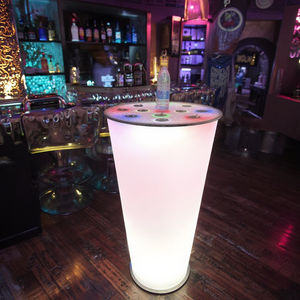 طاولة تفاعلية من المصنع بشاشة لمس من 16 لونًا طاولة قهوة مع قاعدة فولاذية للأنشطة الخارجية - Product Image 3