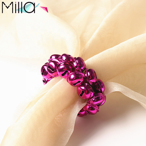 Anneaux de serviette cloche de Noël Vaisselle de fête pour les convives de vacances - Product Image 3