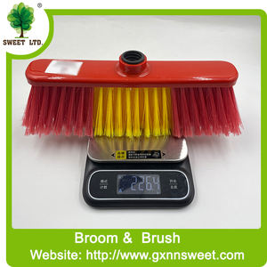 <span class=keywords><strong>Balai</strong></span> de nettoyage de sol en plastique souple à bas <span class=keywords><strong>prix</strong></span> avec bâton en bois ou en fer <span class=keywords><strong>essuie</strong></span>-<span class=keywords><strong>glace</strong></span> domestique - Product Image 5