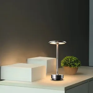 LEDコードレステーブルランプポータブル充電式5000mAh屋外テーブルランプ3色無段階調光可能バッテリー駆動ランプ