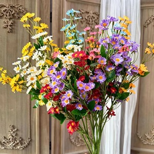 Fiori Artificiali Realistici di Camomilla e Crisantemo Selvatico per Centrotavola Matrimoniali e Decorazioni Domestiche - Product Image 4
