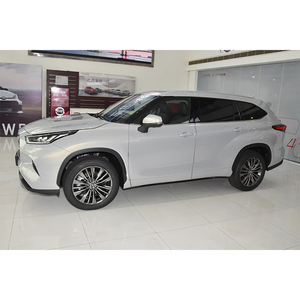 Buen Precio 2024 para Highlander, Color Interior Oscuro, Neumáticos R20, 5 Puertas, 7 Asientos, Turbo Automático, SUV de Cuero, Techo Panorámico - Product Image 6