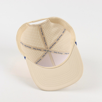 Vente en gros de chapeaux de golf nouvelle collection à 5 panneaux casquette de baseball légèrement incurvée en caoutchouc personnalisée casquette de sport blanche adaptée à l'eau
