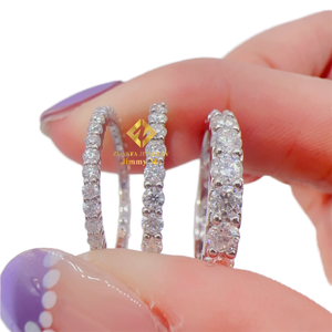 Wholesale Level D Round 5.5ct Iced Ou Plated Prong Setting Moissanite <b>925</b> Sterling <b>Silver</b> <b>Ring</b> with GRA Card for Women - Product Image 1