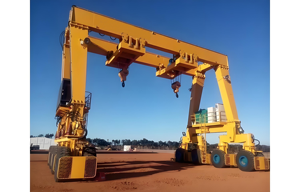 Discounted MRT Brand Bridge Erection <b>Engine</b> Bearing Motor 100 Ton Load Capacity Remote/Cabin Control Tire Crane Double Girder - Product Image 3