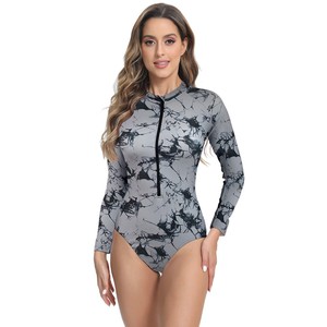 Traje de Baño de Una Pieza de Manga Larga con Estampado Digital, Cierre de Cremallera, Diseño Floral Sexy, Corte Ajustado, Ropa de Playa - Product Image 4