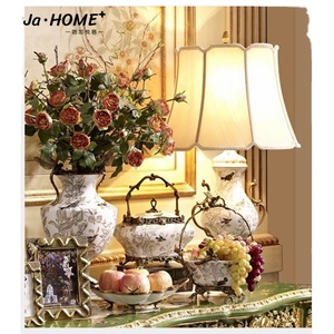Classic Handmade Chinoseries European Decorative Antique Porcelain <b>Vase</b> Art <b>Gold</b> and White Ceramic for Wedding 13DCN83-1486 - Product Image 1