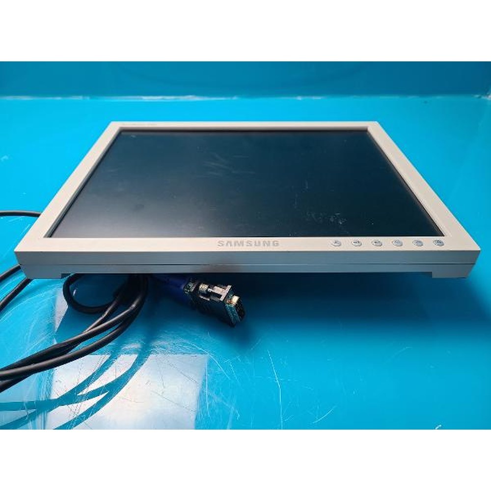 <strong>Samsung</strong> <strong>SAMSUNG</strong> <strong>LCD</strong> Monitor 540N BN68-00946C-00 Installation and Safety <strong>Guide</strong> Used As Is Legacy Semiconductor Equipment Parts