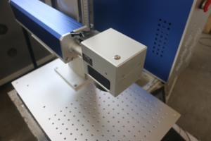 Portable Raycus 20W/30W Fiber Laser Machine Marquage Impression Anneau Rotatif Dispositif Prend En Charge DXF/PLT Graphique Graver Vos Photos - Product Image 6