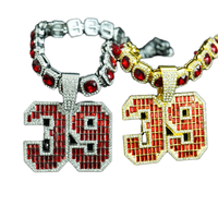 PD3032 Style Hip Hop Diamant Rouge Numéro 39 Pendentif sur Cubain Lien Chaîne Collier Alliage de Zinc pour les Occasions d'Anniversaire