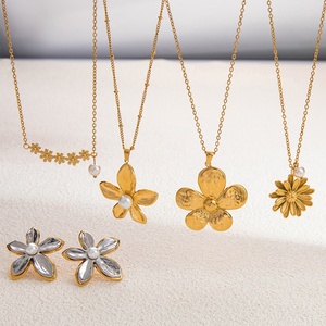 Joyería Personalizada de Acero Inoxidable de Lujo con Oro de 18K, Collares con Colgante de Moda que No se Desvanecen - Product Image 3