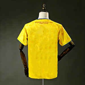 Vente en gros usine – Maillot <span class=keywords><strong>de</strong></span> football saison 2026 à manches courtes, édition fan, en fibre <span class=keywords><strong>de</strong></span> polyester, personnalisable avec nom et numéro - Product Image 1