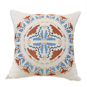Coussin <span class=keywords><strong>de</strong></span> couverture Jacquard en coton écologique <span class=keywords><strong>de</strong></span> luxe Décoration intérieure Oreiller tissé pour <span class=keywords><strong>la</strong></span> lecture et le repos au lit - Product Image 1