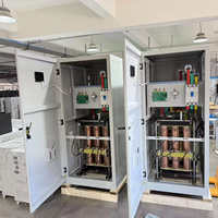 Régulateur de tension triphasé série SBW 300 kVA AVR SVC haute efficacité 98 % bobine entièrement en cuivre entrée 300 V-460 V sortie 380 V/400 V