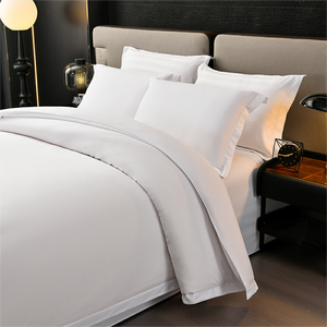 Juego de Sábanas de Hotel 100% <span class=keywords><strong>Algodón</strong></span> 200 Hilos, Cuatro Piezas, Funda de Edredón, Personalizado, Liso, Impresión Reactiva para Hoteles y Casas de Huéspedes - Product Image 1