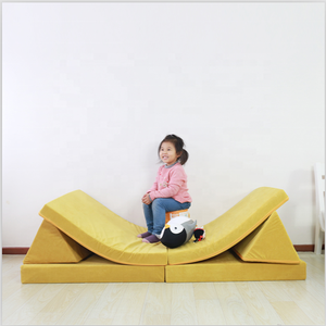 अद्यतन कमरे में रहने वाले फर्नीचर Multifunctional बच्चों के 2 त्रिकोण तकिए गोल्ड ब्लॉक के साथ गेमिंग सोफे सोफा सेट - Product Image 3