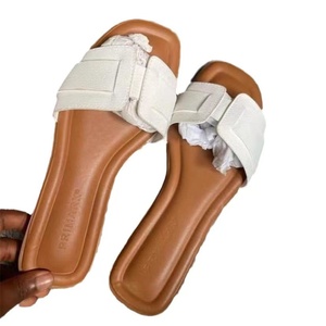 Nouvelles tongs confortables style été 2025, pointures UK 36 - 41. Tongs confortables de style extérieur - Product Image 2