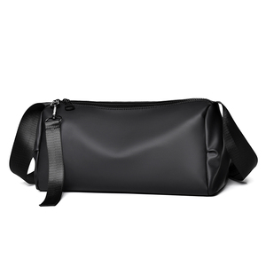 Paquete de Bolsas de Pecho para Hombre RTS, Elegantes y Portátiles para Uso Diario, Bolsa Cilíndrica y Bandolera - Product Image 1