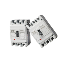 Disjoncteurs miniatures (MCCB) 250A AC 4 pôles 3 phases DC TP 400V 18KA Capacité de coupure Protection LSIG 50Hz Montage sur panneau