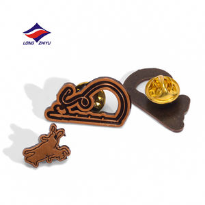 Longzhiyu, 20 Años de Experiencia en Diseño Personalizado, Insignia de Solapa de Metal con Aspecto <span class=keywords><strong>Vintage</strong></span>, Pin de Esmalte Personalizado, Suave o Duro, Estilo Anime - Product Image 5