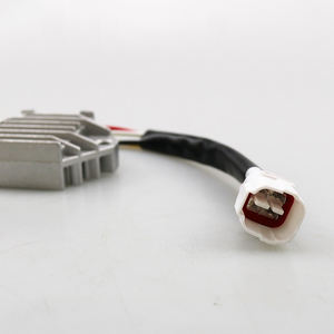 Redresseur <span class=keywords><strong>Yamaha</strong></span> YFZ 450 5TG-81960-00 5TJ-81960-00 5TJ-81960-02 Régulateur transfrontalier pour systèmes électriques de <span class=keywords><strong>moto</strong></span> - Product Image 3